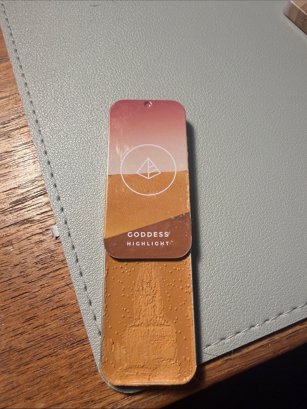Mascara Goddess Highlight Cream Foundation Stick — Warm Tan